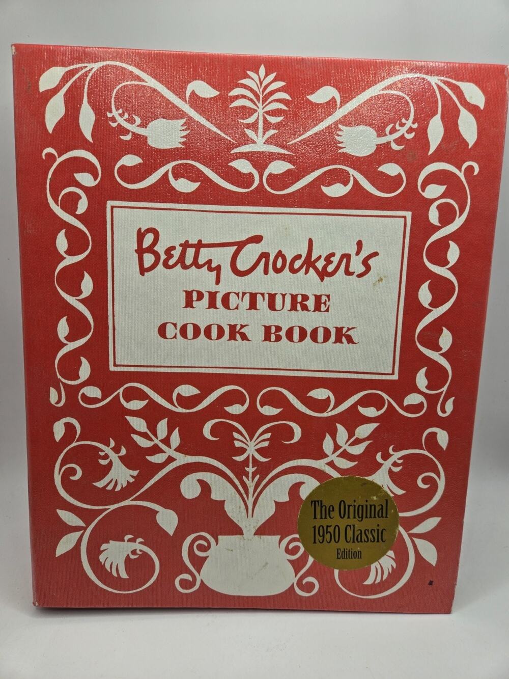 Betty Crocker's Picture Cook Book (1998 Facsimile Edition) - Great Condition!